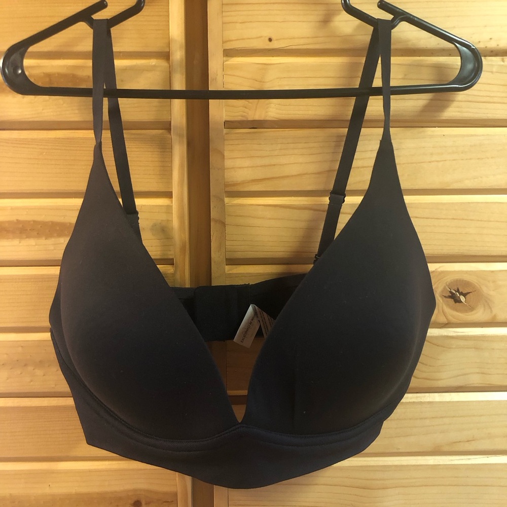 Sofia Intimates By Sofia Vergara Black Wireless Bra, Size XL